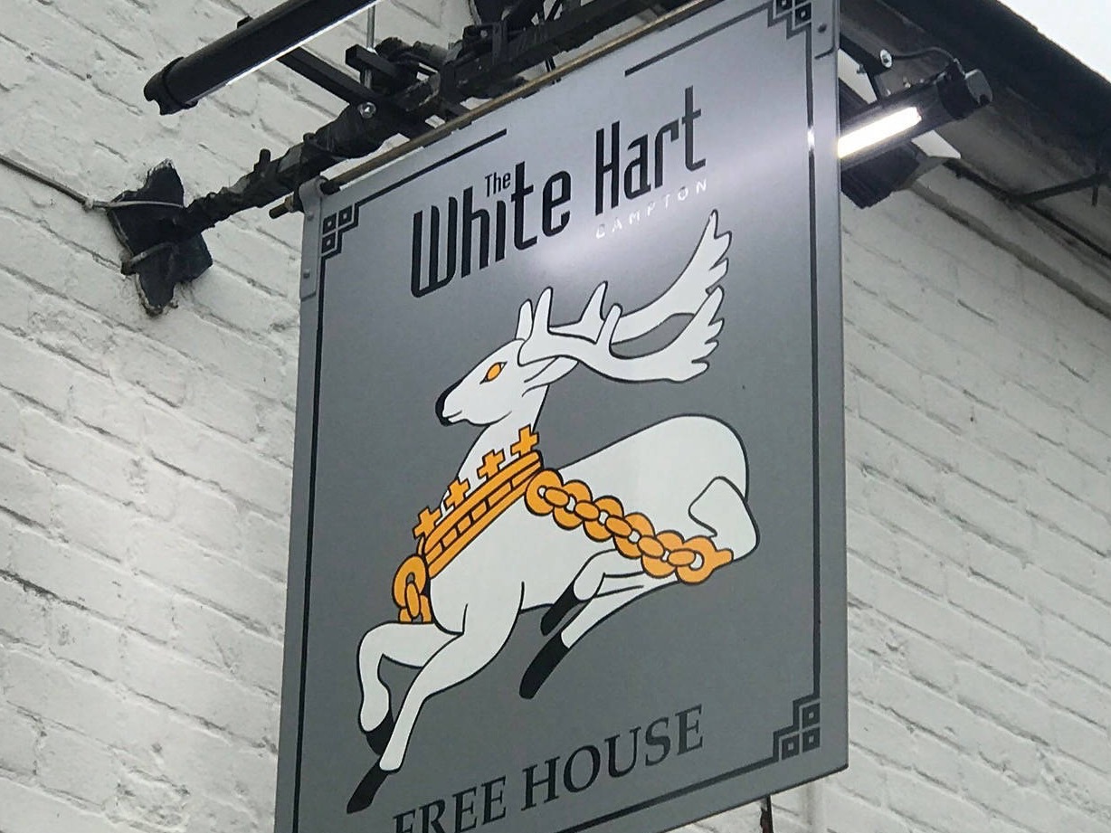 pub aluminium projecting sign 