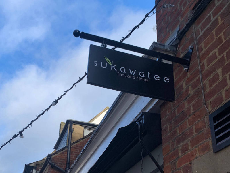 projecting sign 