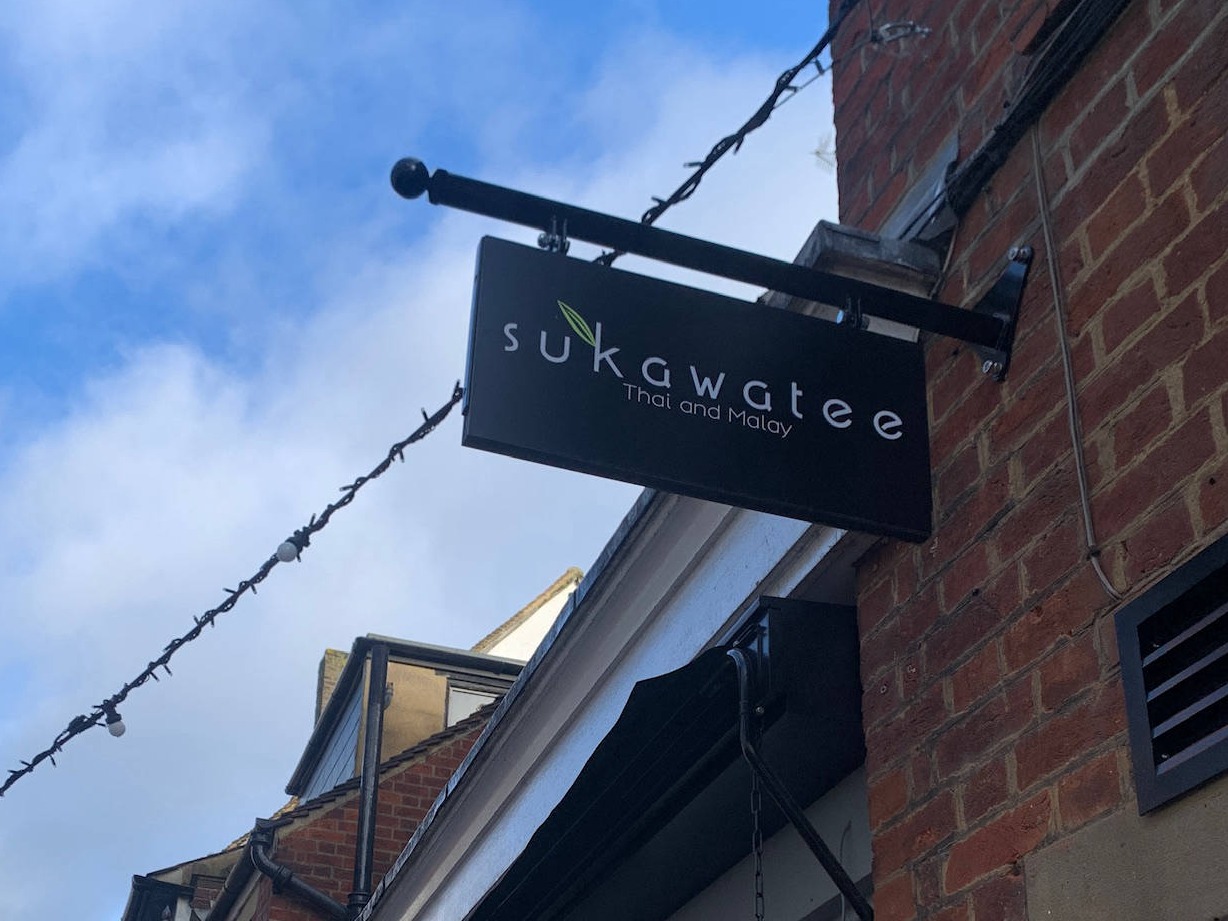projecting sign 