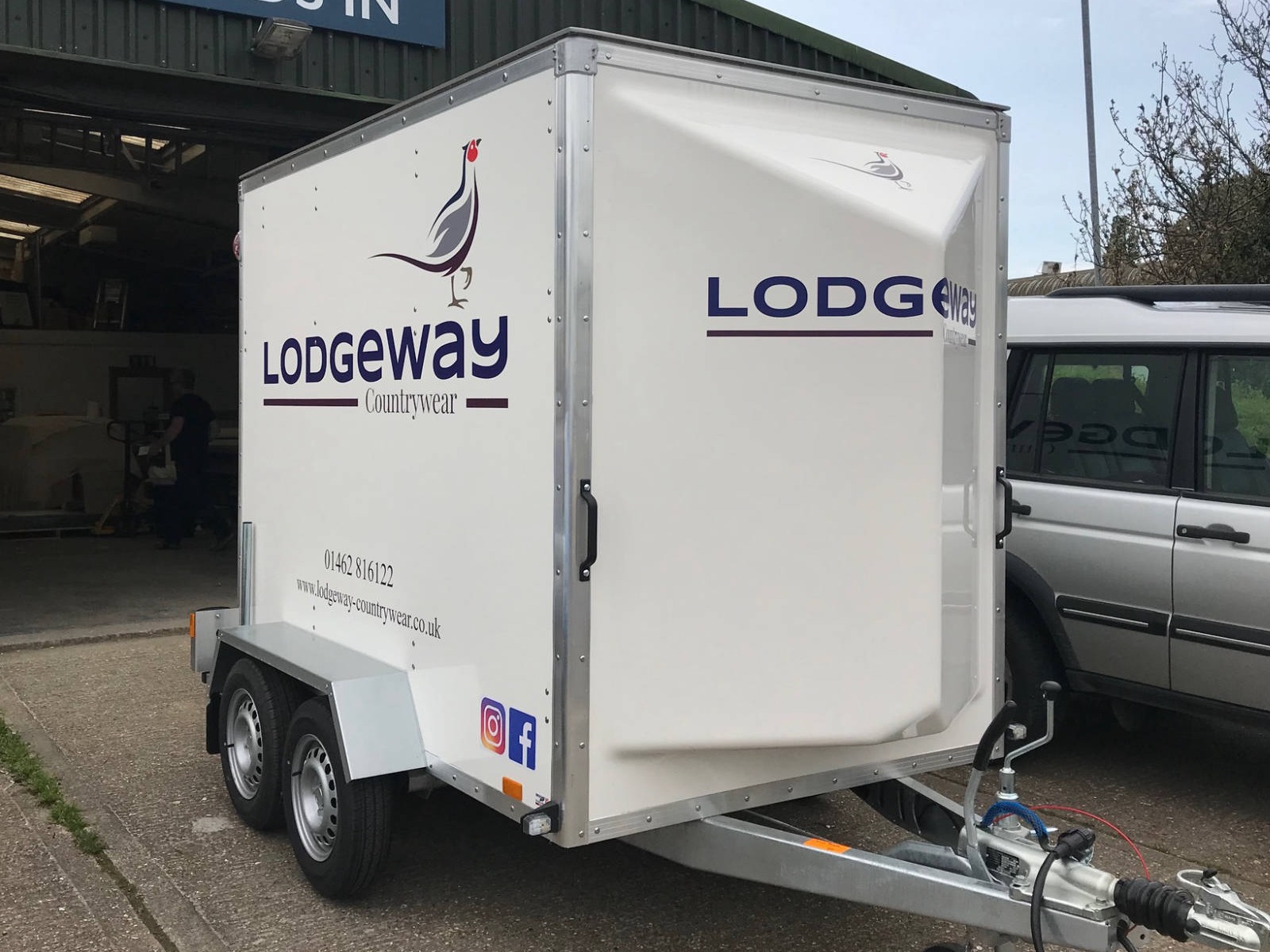 trailer wrap