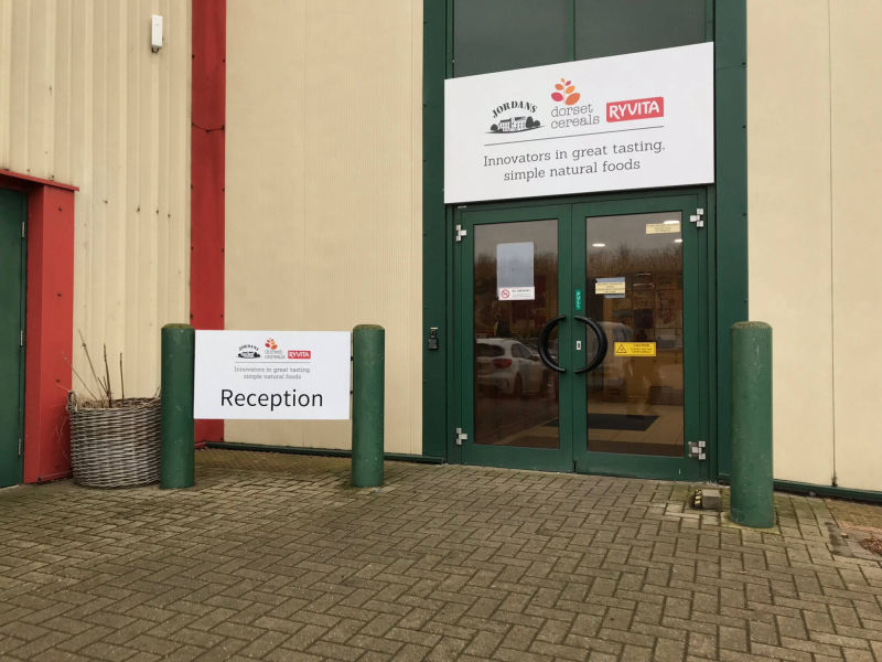 shop signage